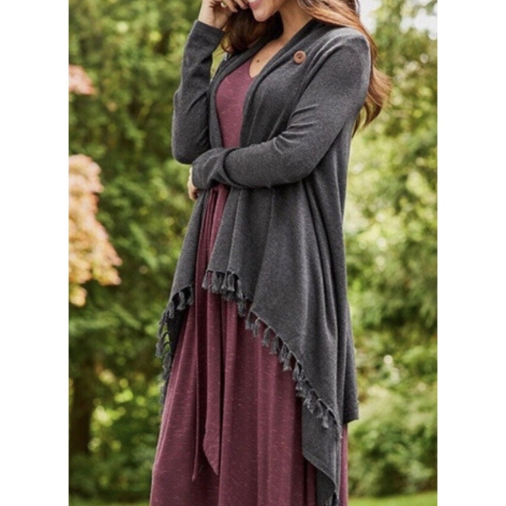 Matilda Jane Women Medium Gray Cardigan River Rock Fringe Wrap Coastal Lagenlook